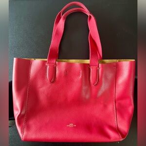 Coach Derby Tote True Red F58660
Excellent Used Condition